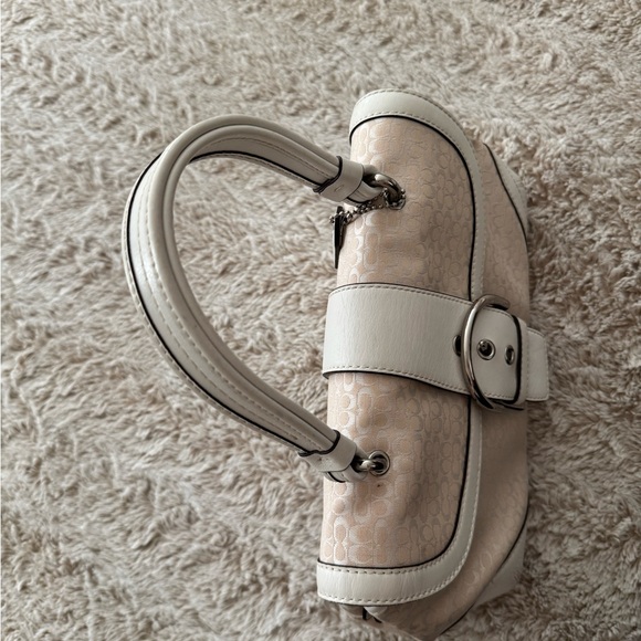 Coach Y2K Soho Handbag: Ivory Signature Jacquard - Picture 5 of 8